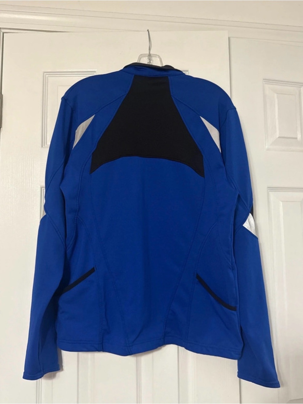Brooks quarter-zip royal blue & black color-blocked running pullover. Size US M